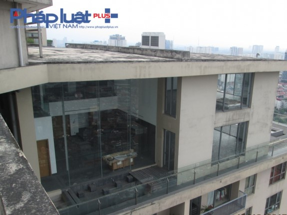 S&aacute;u căn penthouse được x&acirc;y dựng tr&ecirc;n diện t&iacute;ch của tầng kỹ thuật v&agrave; tầng m&aacute;i.