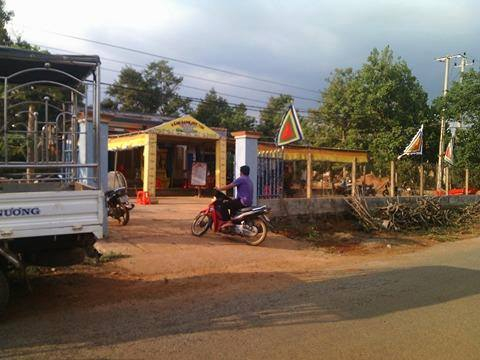 Gia đ&igrave;nh đang tổ chức tang lễ