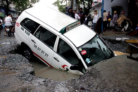 Sụt lún đang lan rộng khắp Sài Gòn