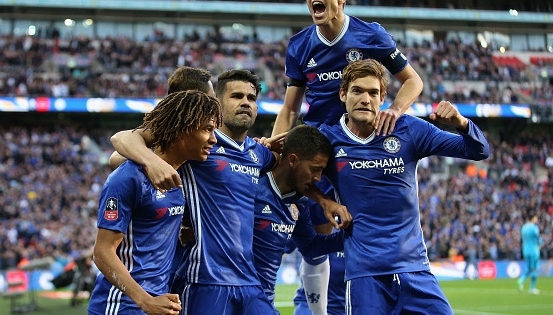 Chelsea vùi dập Tottenham 4-2 để tiến vào chung kết cup FA