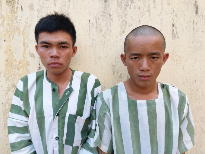 Đối tượng Trương C&ocirc;ng Duy v&agrave; Nguyễn Tuấn tại nh&agrave; tạm giữ C&ocirc;ng an huyện Ia Grai