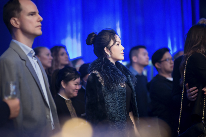 Trầm trồ với chiếc du thuyền hạng sạng h&agrave;ng đầu thế giới của L&yacute; Nh&atilde; Kỳ