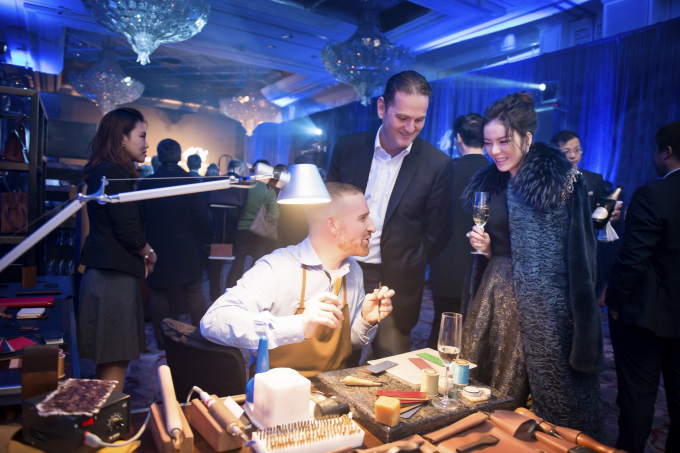 Trầm trồ với chiếc du thuyền hạng sạng h&agrave;ng đầu thế giới của L&yacute; Nh&atilde; Kỳ