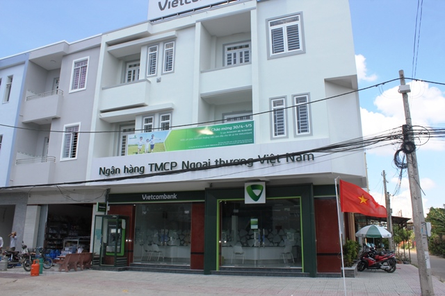 Hiện trường nơi xảy ra vụ cướp ng&acirc;n h&agrave;ng.