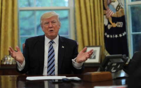 Tổng thống Donald Trump thừa nhận, việc điều h&agrave;nh nước Mỹ kh&oacute; hơn &ocirc;ng từng nghĩ. (Ảnh: Reuters)