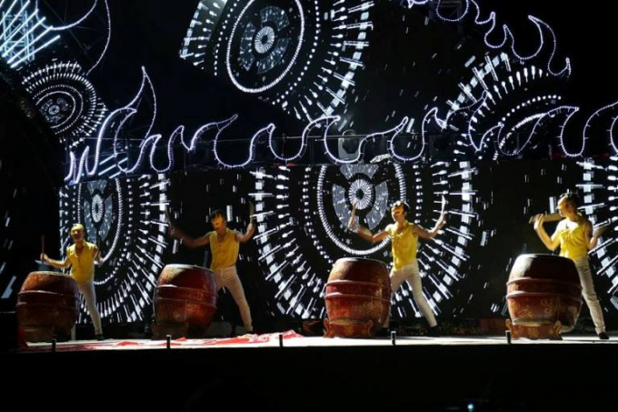 &nbsp;H&agrave;ng loạt tiết mục nghệ thuật g&acirc;y ấn tượng mạnh đối với du kh&aacute;ch.