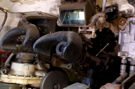 Hệ thống xe tăng thời n&agrave;y chưa c&oacute; hệ thống điều khiển hỏa lực hiện đại, m&agrave; chủ yếu l&agrave; c&aacute;c kh&iacute; t&agrave;i quang học hỗ trợ ngắm bắn cho ph&aacute;o thủ. Dẫu vậy thế l&agrave; đủ d&ugrave;ng bởi xe tăng đối phương cũng kh&ocirc;ng hiện đại hơn l&agrave; bao nhi&ecirc;u. Nguồn ảnh: Wiki