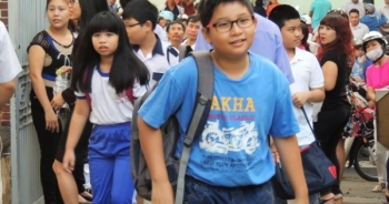 Vì áp lực, giáo viên “ép” trò thành... vẹt