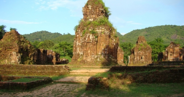 Chuyên gia Ấn Độ tham gia Dự án trùng tu Di sản văn hóa thế giới Mỹ Sơn