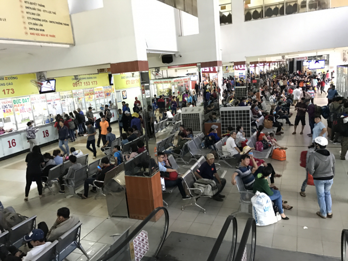 Quang cảnh bến xe miền Đ&ocirc;ng s&aacute;ng ng&agrave;y 29/4.