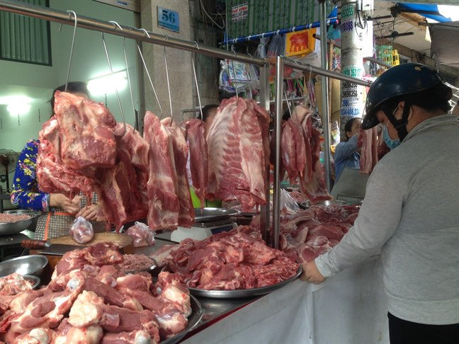 Bộ N&ocirc;ng nghiệp k&ecirc;u gọi to&agrave;n d&acirc;n ăn thịt lợn gi&uacute;p người chăn nu&ocirc;i