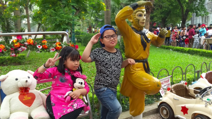 &nbsp;Tạo d&aacute;ng ngộ nghĩnh.