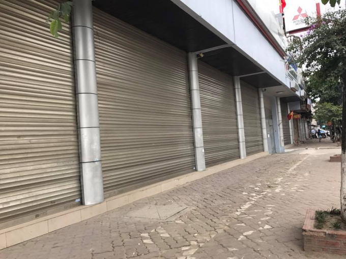 Một chiều H&agrave; Nội vắng vẻ đến lạ thường