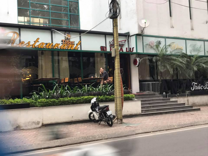 Thậm ch&iacute; nếu mở cửa cũng chỉ c&oacute; một vị kh&aacute;ch T&acirc;y.