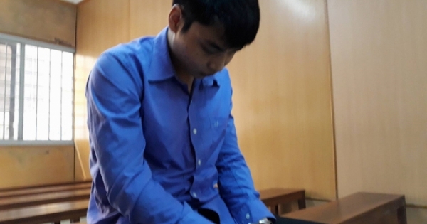 Bị đâm chết vì không đi đám tang