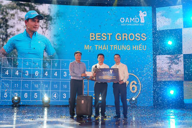 Golfer Th&aacute;i Trung Hiếu v&ocirc; địch AMD Golf Challenge 2017.