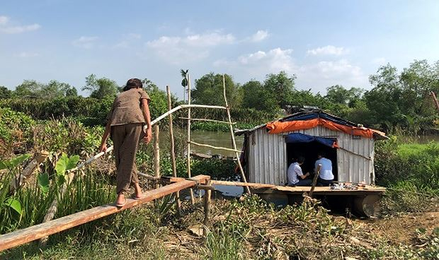 B&agrave; Thu li&ecirc;u xi&ecirc;u đi về &ldquo;căn nh&agrave;&rdquo; dựng b&ecirc;n dự &aacute;n tỷ đ&ocirc;.