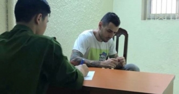 Chủ quán bar người Pháp "lệnh" cho nhân viên bán cần sa cho khách