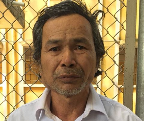 Vì con gà bị cân thiếu, dùng búa tạ đánh em tử vong