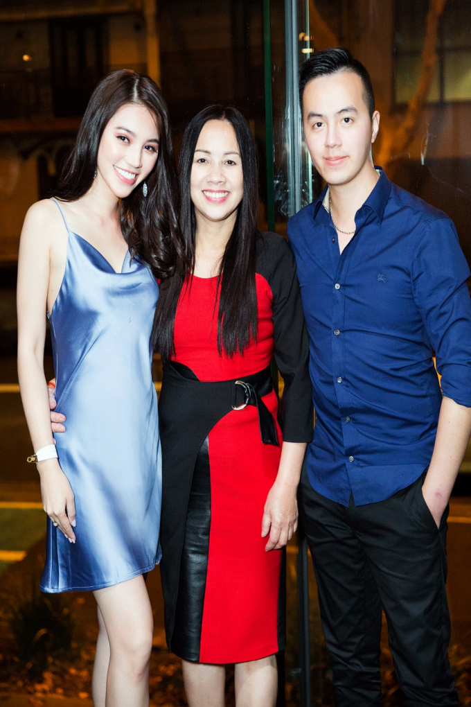 Hoa hậu Jolie Nguyễn lần đầu khoe anh trai