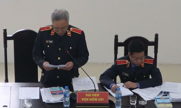 Đại diện VKS đề nghị mức &aacute;n đối với c&aacute;c bị c&aacute;o.