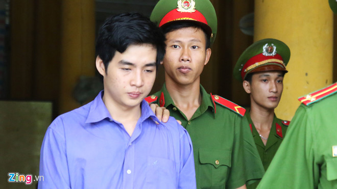 Bị c&aacute;o Qu&aacute;ch Phước Hồ T&acirc;y bị &aacute;p giải sau phi&ecirc;n xử. (Ảnh: Zing.vn)