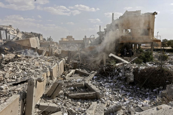 To&agrave;n cảnh thiệt hại của Trung t&acirc;m Nghi&ecirc;n cứu Khoa học Syria sau cuộc tấn c&ocirc;ng của Mỹ, Anh v&agrave; Ph&aacute;p tại Barzeh, gần thủ đ&ocirc; Damascus, ng&agrave;y 14.4.2018.