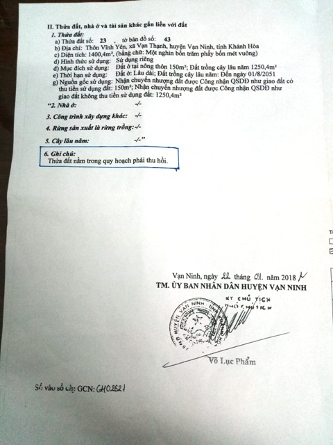 Giấy chứng nhận quyền sử dụng đất của &ocirc;ng D.B.T cấp đầu năm 2018 c&oacute; ghi