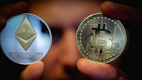 Mỗi Bitcoin đang c&oacute; gi&aacute; 7.999 USD tr&ecirc;n Coindesk. Ảnh: CNBC