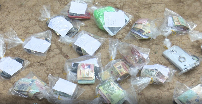 Tang vật cơ quan c&ocirc;ng an thu giữ