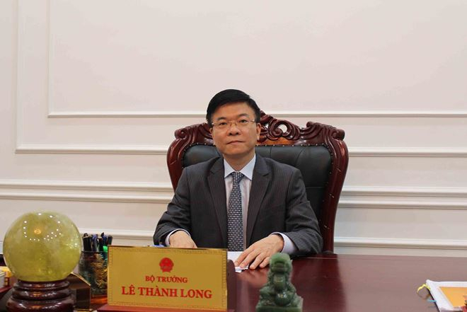 Bộ trưởng L&ecirc; Th&agrave;nh Long.