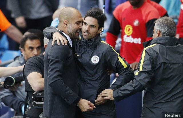 Sau khi giải nghệ, Mikel Arteta đ&atilde; tham gia v&agrave;o ban huấn luyện của Man City. Cựu cầu thủ n&agrave;y đ&atilde; cho thấy t&agrave;i năng của m&igrave;nh trong vai tr&ograve; qu&acirc;n sư cho HLV Pep Guardiola. Nhiều CLB đ&atilde; đ&aacute;nh tiếng muốn mời Mikel Arteta v&agrave;o &ldquo;ghế n&oacute;ng&rdquo; nhưng anh vẫn chưa đưa ra quyết định cuối c&ugrave;ng. Tuy nhi&ecirc;n, c&oacute; lẽ cựu tiền vệ T&acirc;y Ban Nha n&ecirc;n thử sức ở c&aacute;c CLB nhỏ bởi việc đảm nhận Arsenal thời hậu Wenger l&agrave; c&ocirc;ng việc v&ocirc; c&ugrave;ng kh&oacute; khăn.