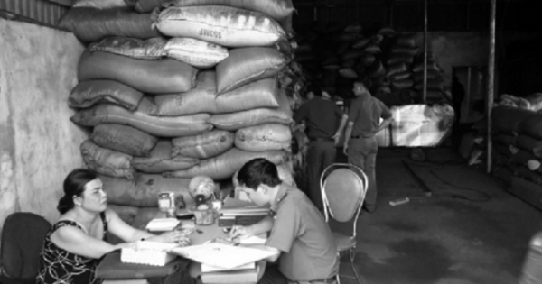 Nhuộm pin con ó vào phế phẩm cà phê: Bán rẻ lương tâm cho đồng tiền nhơ nhớp