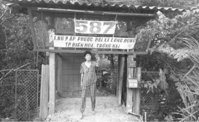 Một căn nh&agrave; c&ograve;n trụ lại, chủ nh&agrave; kẻ vẽ số nh&agrave; v&agrave; địa chỉ rất lớn, gắng gỏi minh chứng x&atilde; Long Hưng kh&ocirc;ng thể bị dự &aacute;n sai phạm của Donacoop &ldquo;x&oacute;a sổ&rdquo;.