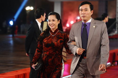 Để giữ lửa hạnh ph&uacute;c gia đ&igrave;nh cần sự chung tay của cả 2 người.&nbsp;