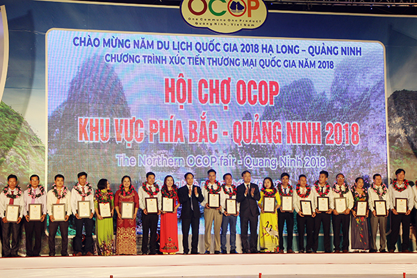 Khai mạc H&ocirc;̣i chợ OCOP khu vực ph&iacute;a Bắc - Quảng Ninh 2018