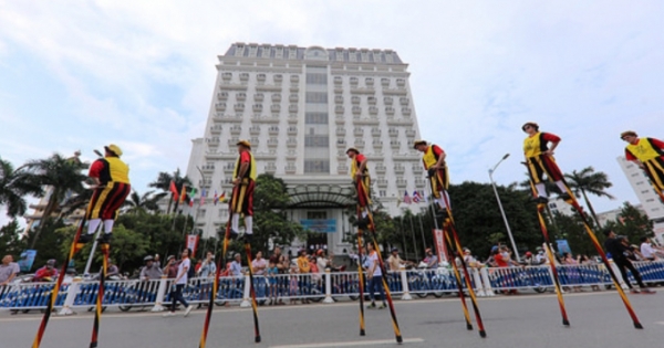 Festival Huế 2018: “Sắc màu văn hóa” các quốc gia trên đường phố Cố đô Huế