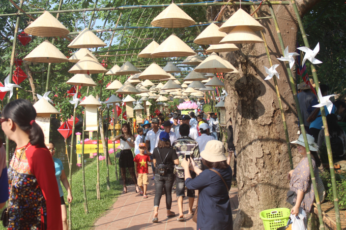 Festival Huế 2018: Đặc sắc &ldquo;Chợ qu&ecirc; ng&agrave;y hội&rdquo;