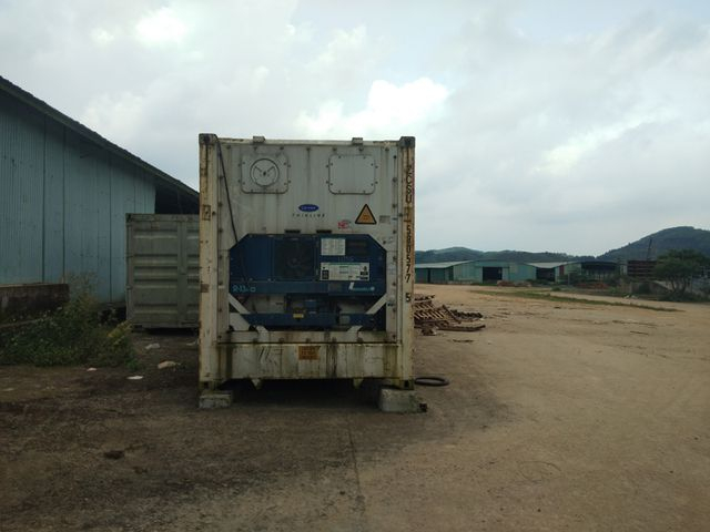 Khi mới triển khai hệ thống m&aacute;y m&oacute;c tại