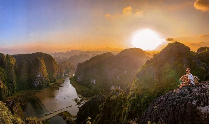 Hang M&uacute;a với vẻ đẹp huyền ảo