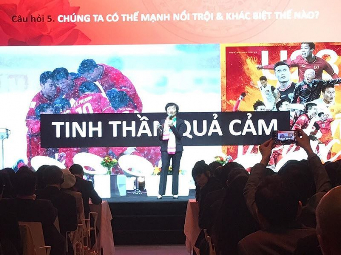 Trong gần 2 ng&agrave;y, c&aacute;c đại biểu đ&atilde; tham dự tổng số 7 phi&ecirc;n l&agrave;m việc.