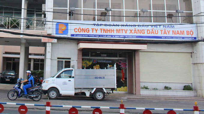 Nh&agrave; thầu phản &aacute;nh nhiều g&oacute;i thầu do C&ocirc;ng ty TNHH MTV Xăng dầu T&acirc;y Nam Bộ l&agrave;m chủ đầu tư đưa ra điều kiện hạn chế sự tham gia của nh&agrave; thầu. Ảnh: Ng&ocirc; Ng&atilde;i.