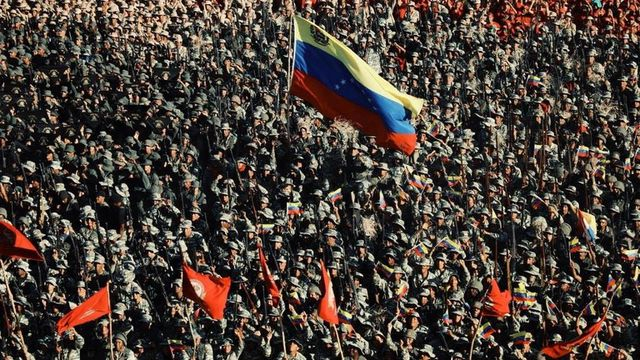 Qu&acirc;n đội Venezuela (Ảnh: Facebook / Nicol&aacute;s Maduro)