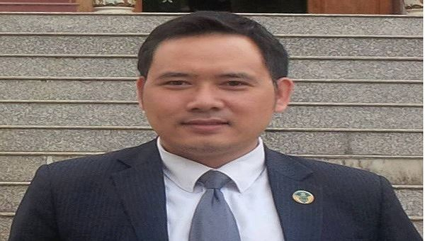 Luật sư H&agrave; Huy Từ