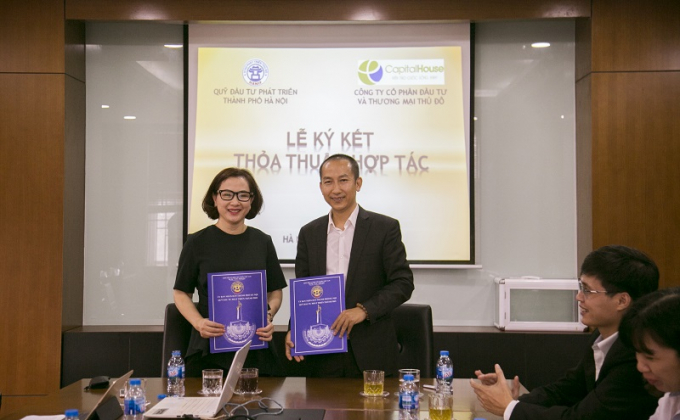 Lễ k&yacute; thỏa thuận hợp t&aacute;c giữa Capital House v&agrave; Quỹ Đầu tư Ph&aacute;t triển Th&agrave;nh phố H&agrave; Nội