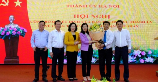 Bà Trần Thị Phương Hoa nhận nhiệm vụ Bí thư Quận uỷ Cầu Giấy