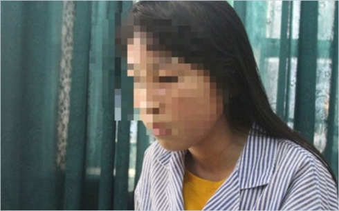 Nữ sinh bị bạn đ&aacute;nh ở Hưng Y&ecirc;n (Ảnh: Phụ nữ Việt Nam)