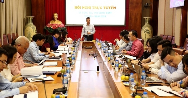 Theo dõi sát sao, đôn đốc hằng ngày tiến độ thu bảo hiểm xã hội, bảo hiểm y tế