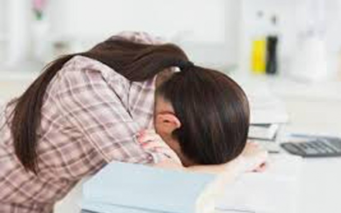 Bất hạnh kh&ocirc;ng chỉ cho c&aacute;c ch&aacute;u m&agrave; bất hạnh cho cả cộng đồng - nơi c&aacute;c ch&aacute;u sống tầm gửi trong đ&oacute;. Ảnh minh họa.