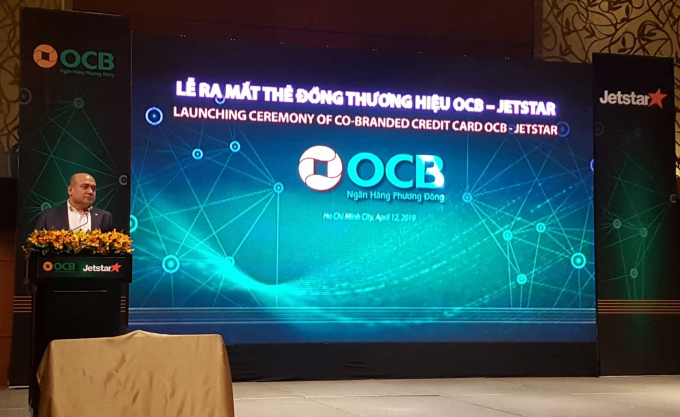 &Ocirc;ng Sanjay Chakrabarty, Ph&oacute; Tổng Gi&aacute;m đốc Ng&acirc;n h&agrave;ng TM CP Phương Đ&ocirc;ng ph&aacute;t biểu tại buổi lễ.